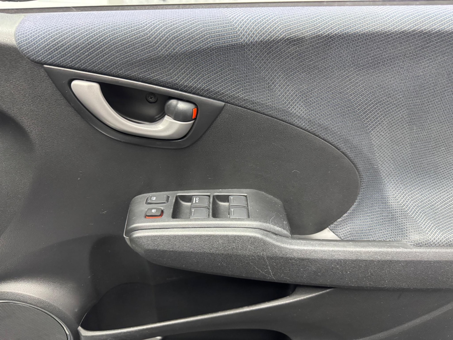 Used Honda Jazz 2009 for sale - 76572957: Photo 16