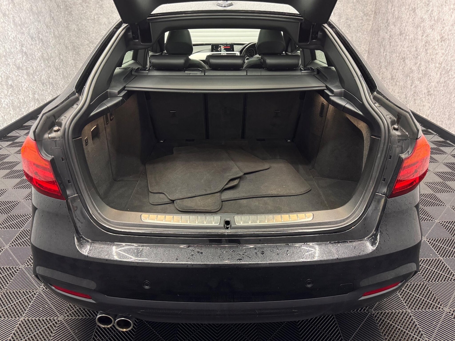 Used BMW 3 Series Gran Turismo 2015 for sale - 76549122: Photo 35