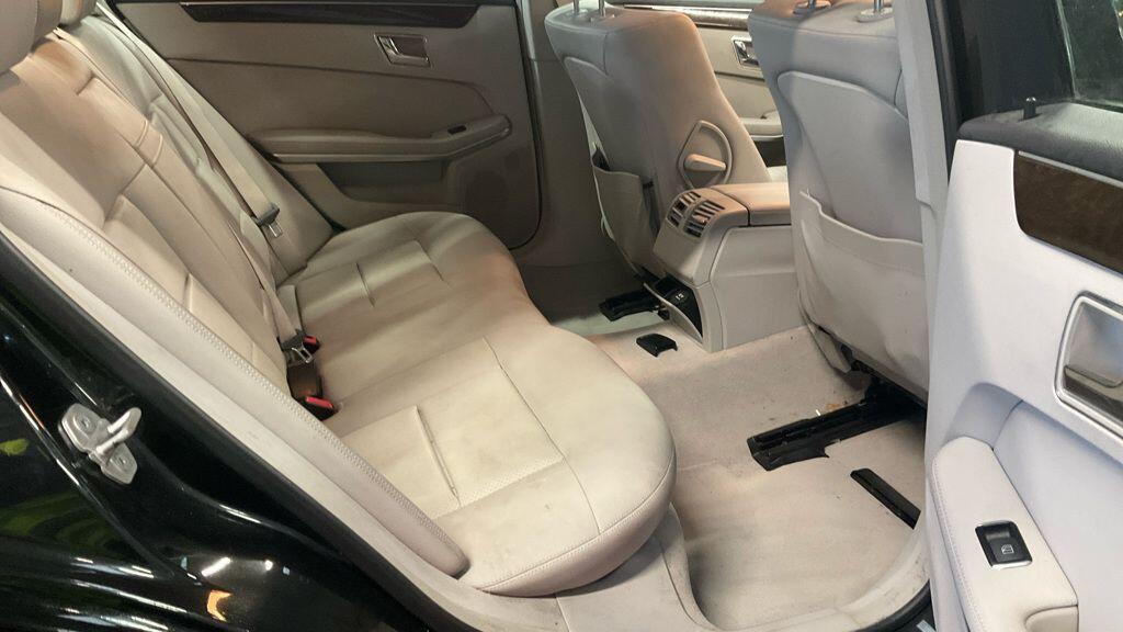 Used Mercedes-Benz E Class 2011 for sale - 78058483: Photo 3