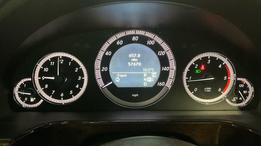 Used Mercedes-Benz E Class 2011 for sale - 78058483: Photo 5