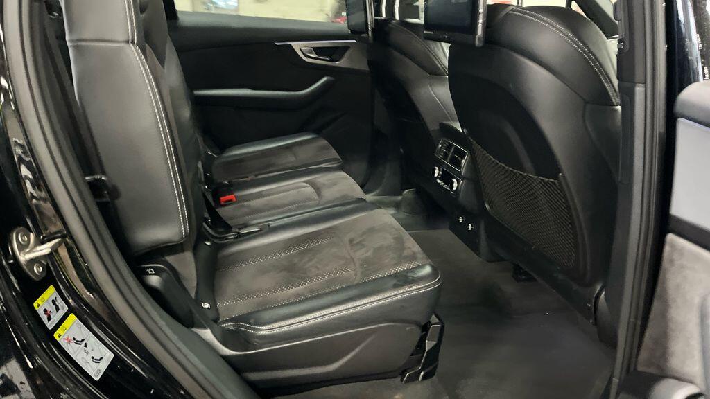 Used Audi Q7 2017 for sale - 77646683: Photo 3