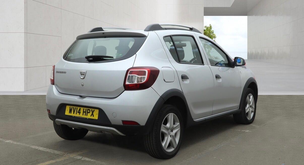 Used Dacia Sandero Stepway 2014 for sale - 78127525: Photo 4
