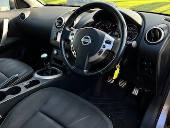 Used Nissan Qashqai 2010 for sale - 77783685: Photo