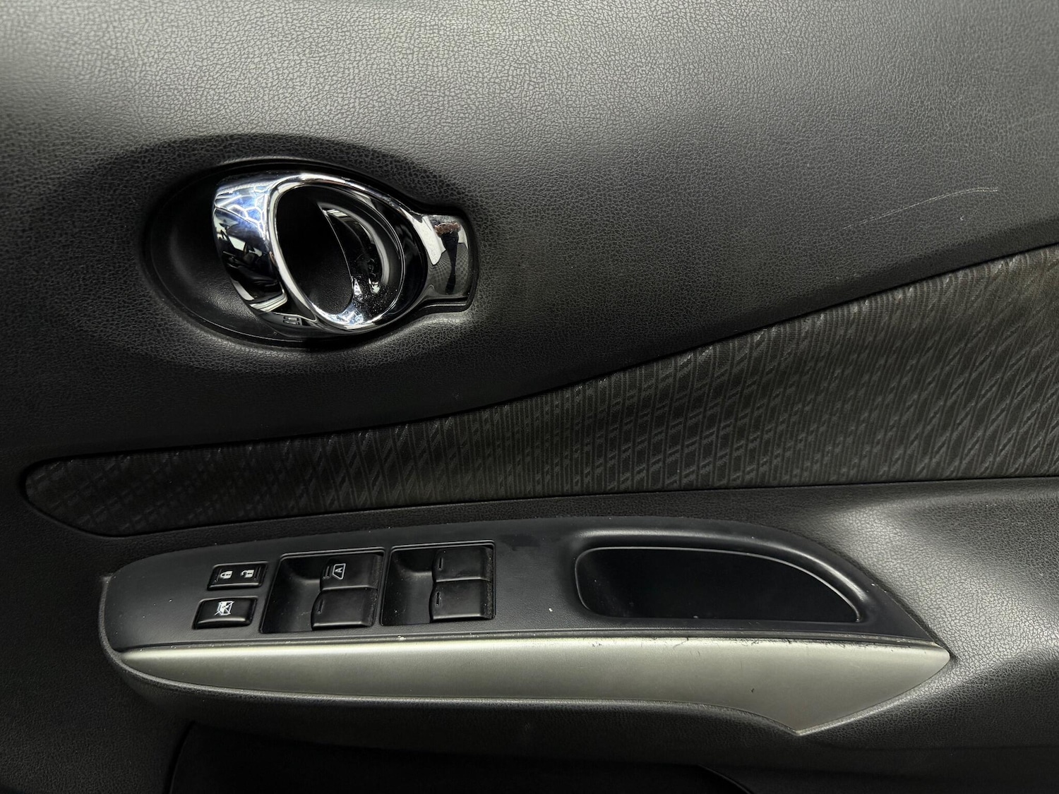 Used Nissan Note 2016 for sale - 77229999: Photo 13