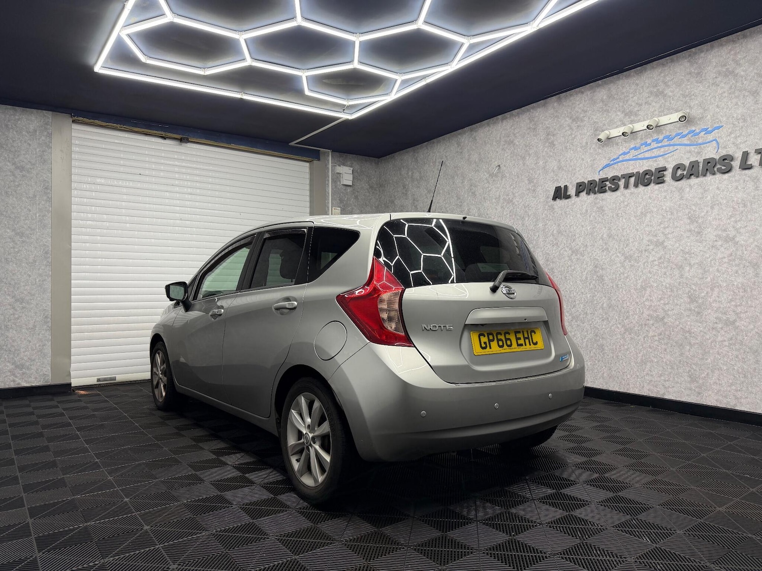 Used Nissan Note 2016 for sale - 77229999: Photo 4