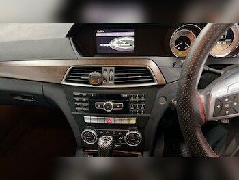 Used Mercedes-Benz C Class 2011 for sale - 77320633: Photo