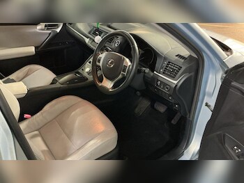 Used Lexus CT 2011 for sale - 77456151: Photo