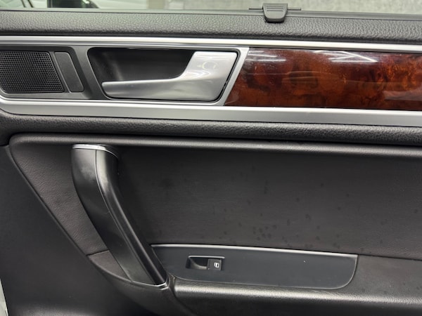 Used Volkswagen Touareg 2015 for sale - 75166268: Photo 21