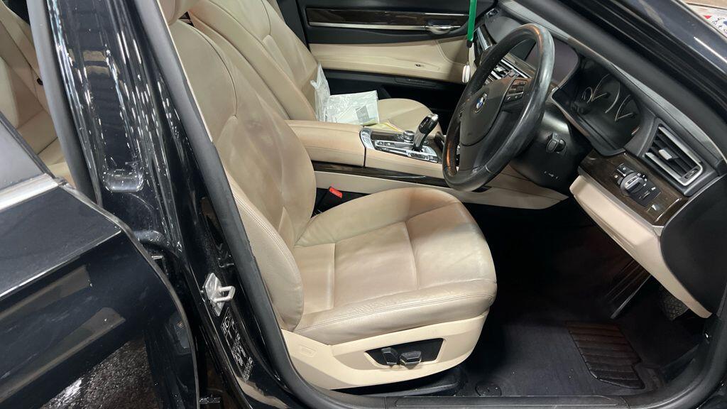 Used BMW 7 Series 2011 for sale - 76398647: Photo 2