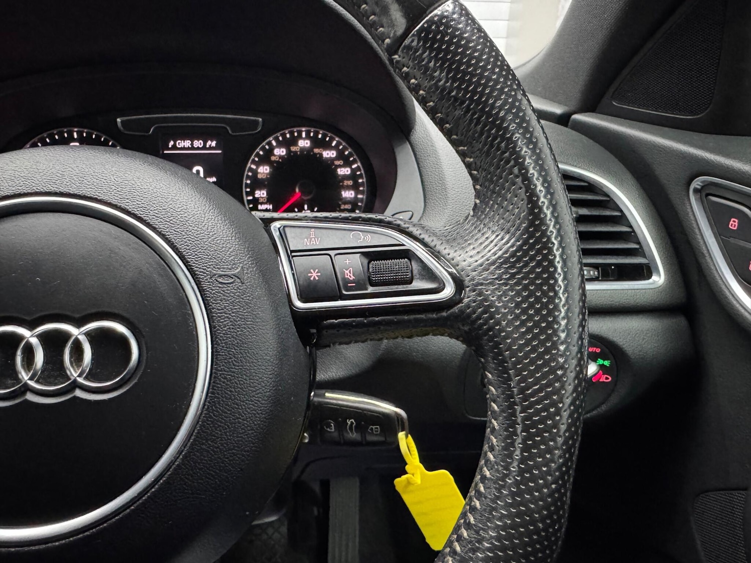 Used Audi Q3 2016 for sale - 76137771: Photo 20
