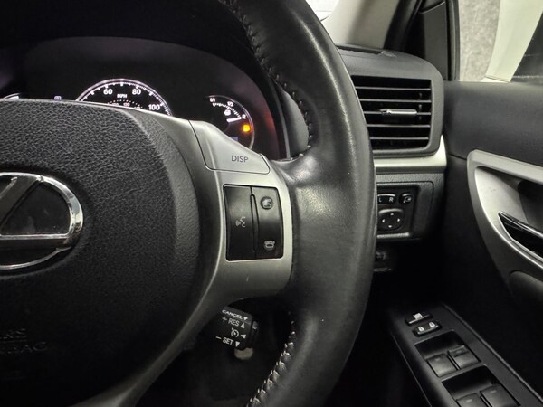 Used Lexus CT 2013 for sale - 75682311: Photo 11