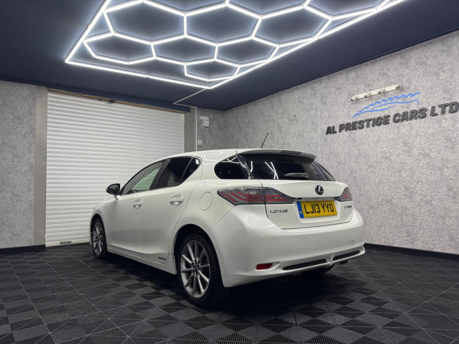 Used Lexus CT 2013 for sale - 75682311: Photo 17