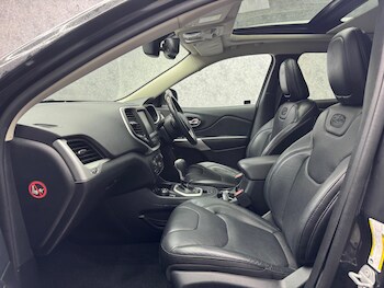 Used Jeep Cherokee 2017 for sale - 78363039: Photo