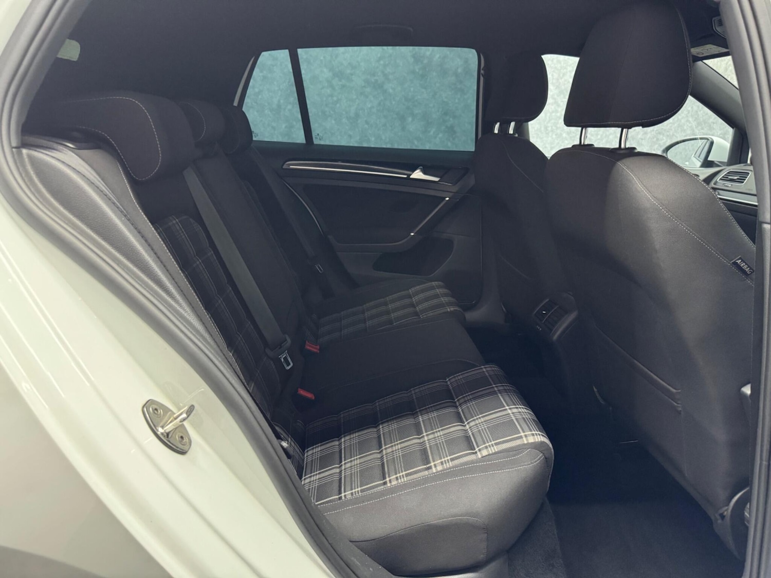 Used Volkswagen Golf 2016 for sale - 75658330: Photo 27