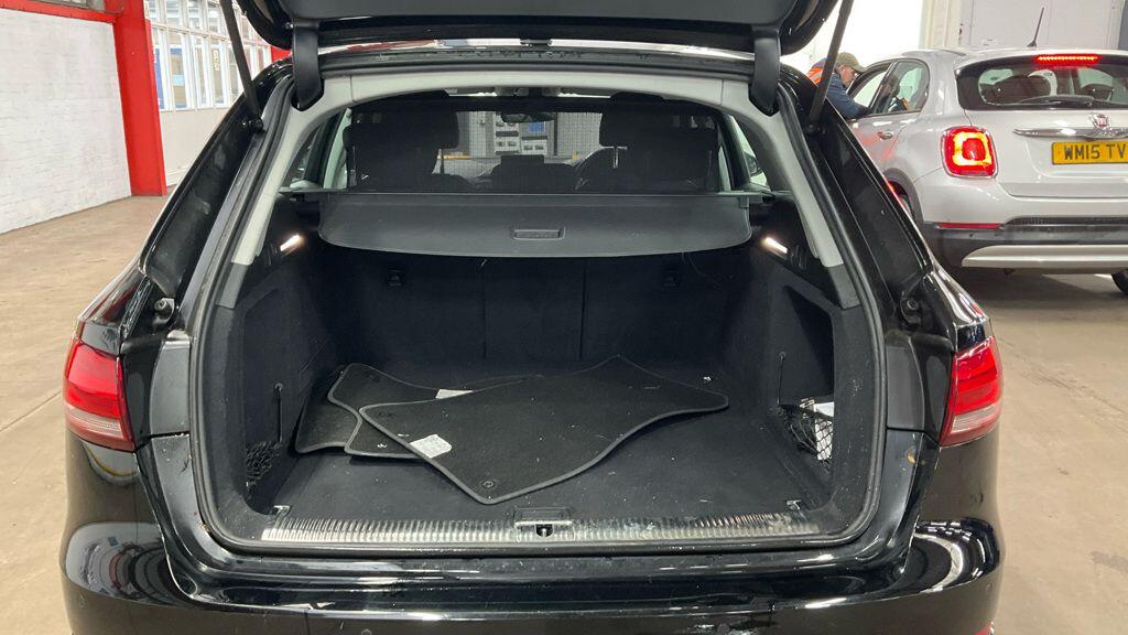 Used Audi A4 Avant 2016 for sale - 76666928: Photo 13