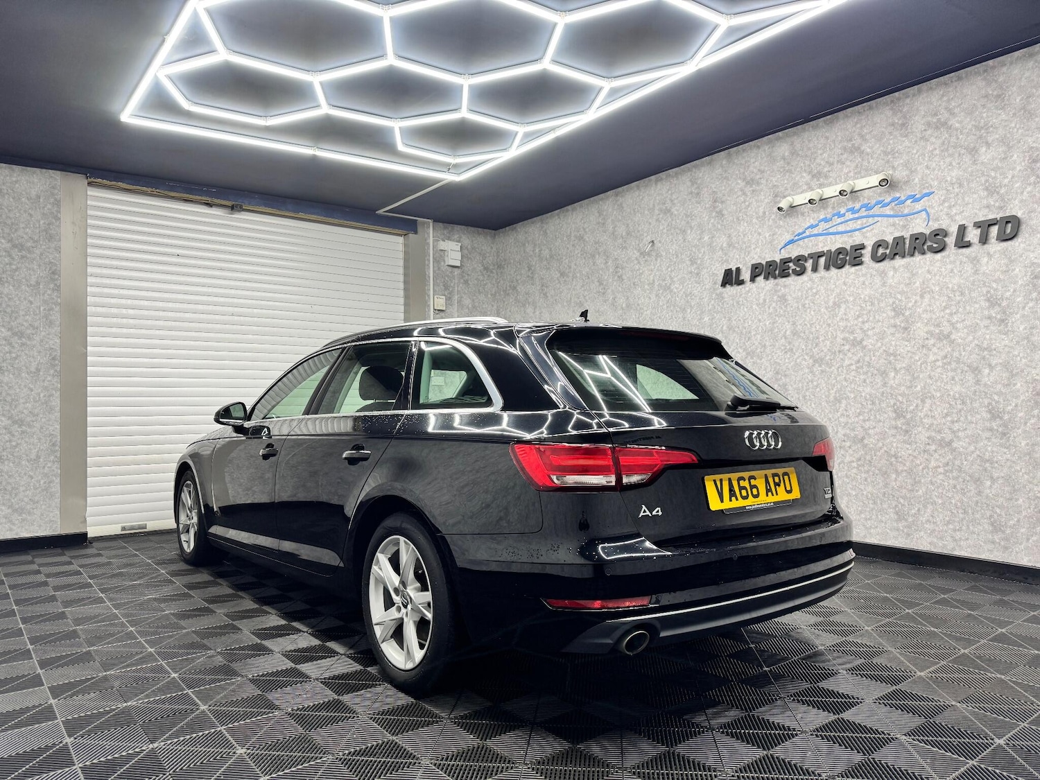 Used Audi A4 Avant 2016 for sale - 76666928: Photo 25