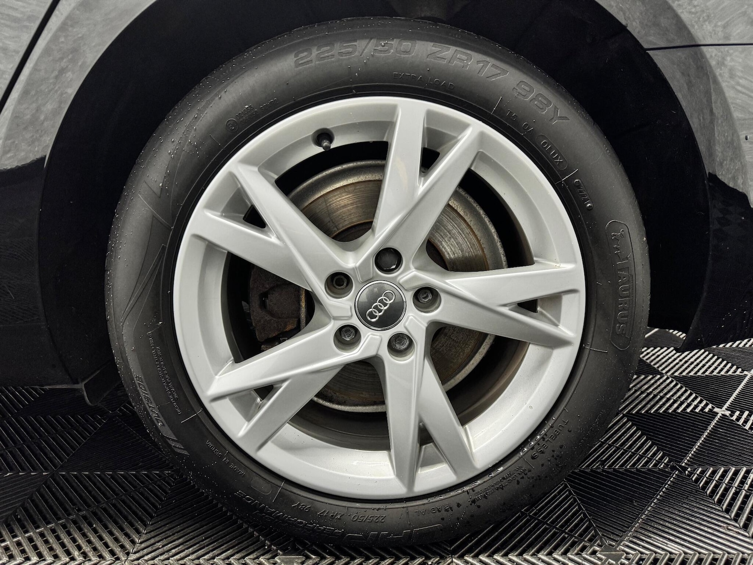 Used Audi A4 Avant 2016 for sale - 76666928: Photo 30