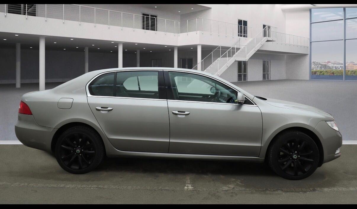 Used Skoda Superb 2013 for sale - 78058404: Photo 8