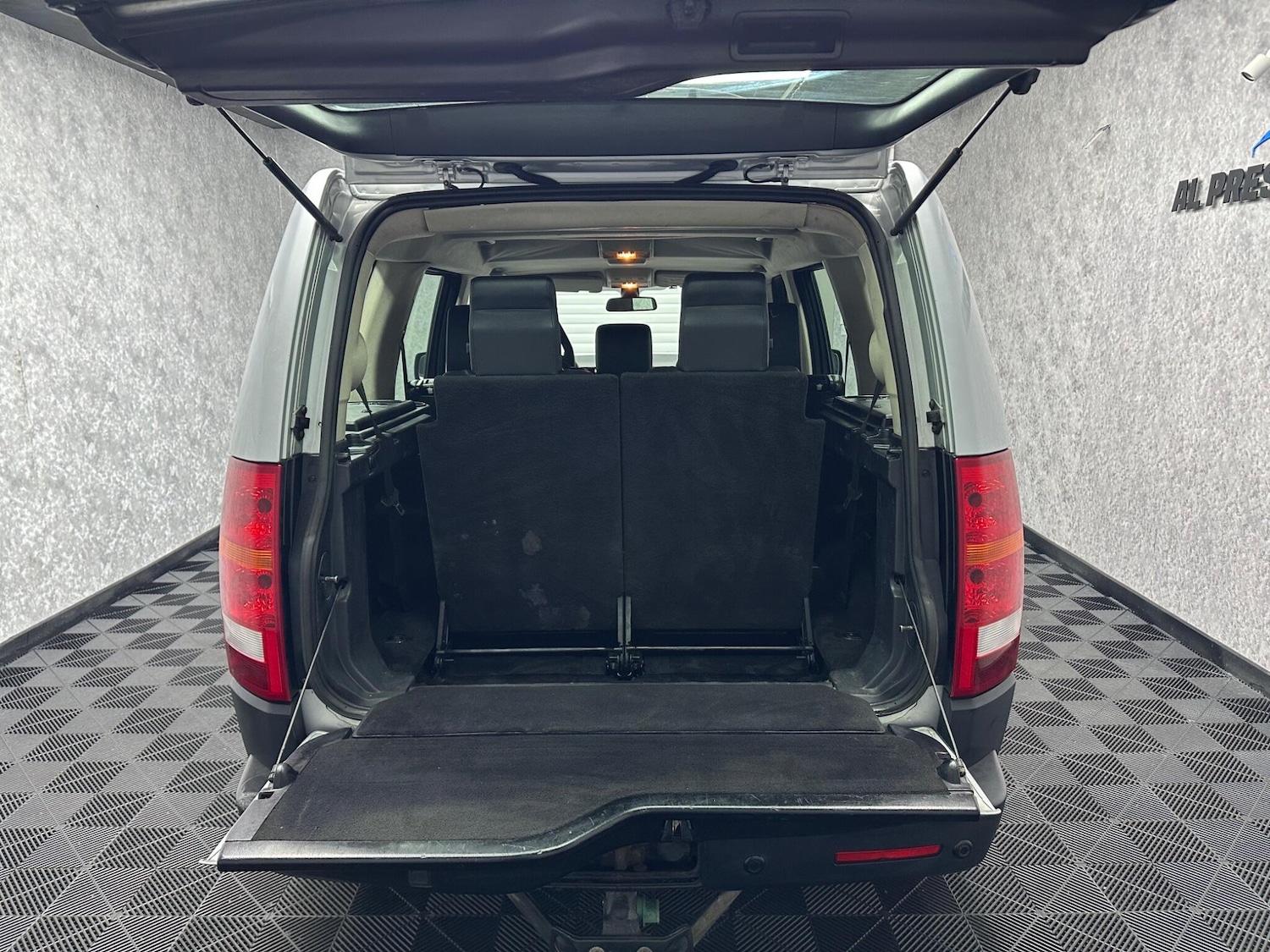 Used Land Rover Discovery 3 2007 for sale - 77612962: Photo 8