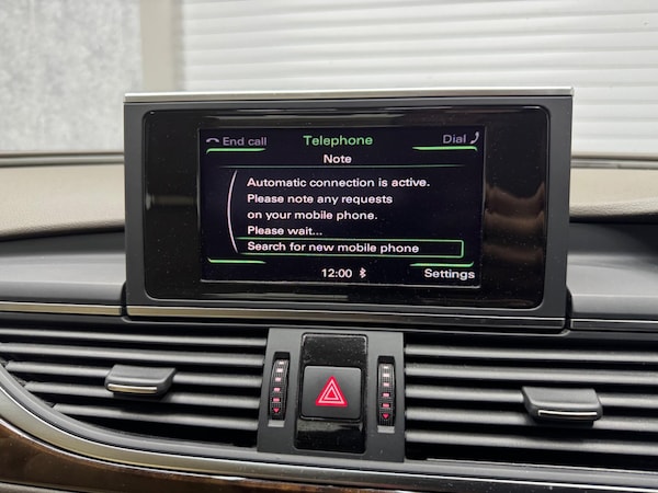 Used Audi A6 Saloon for sale - 76152306: Photo 2