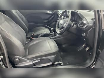 Used Ford Fiesta 2017 for sale - 79726647: Photo