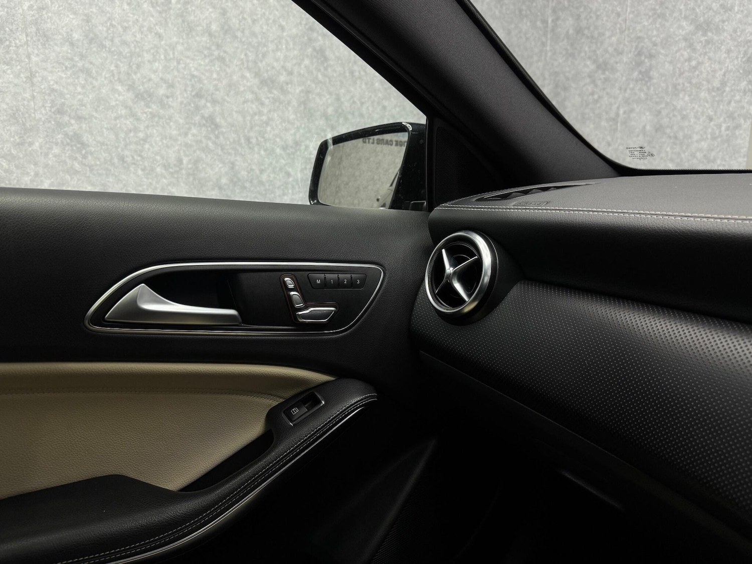 Used Mercedes-Benz A-Class 2017 for sale - 76457999: Photo 22