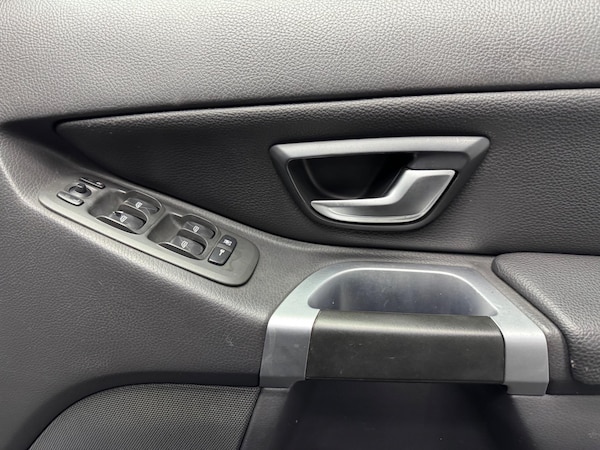 Used Volvo XC90 2011 for sale - 73857640: Photo 16