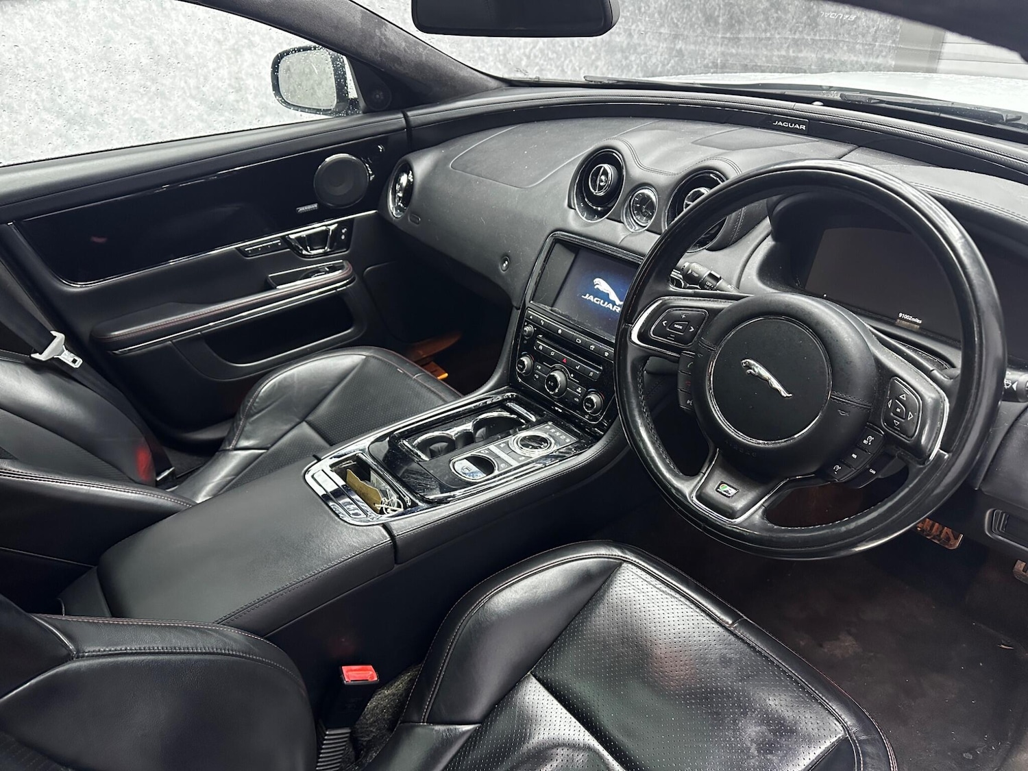 Used Jaguar XJ 2017 for sale - 78058261: Photo 2