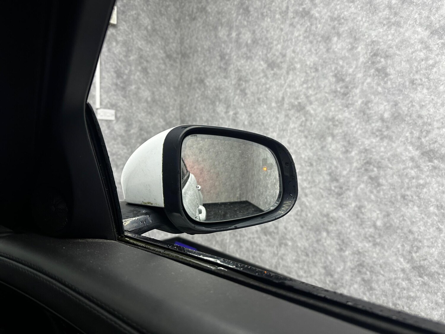 Used Jaguar XJ 2017 for sale - 78058261: Photo 27