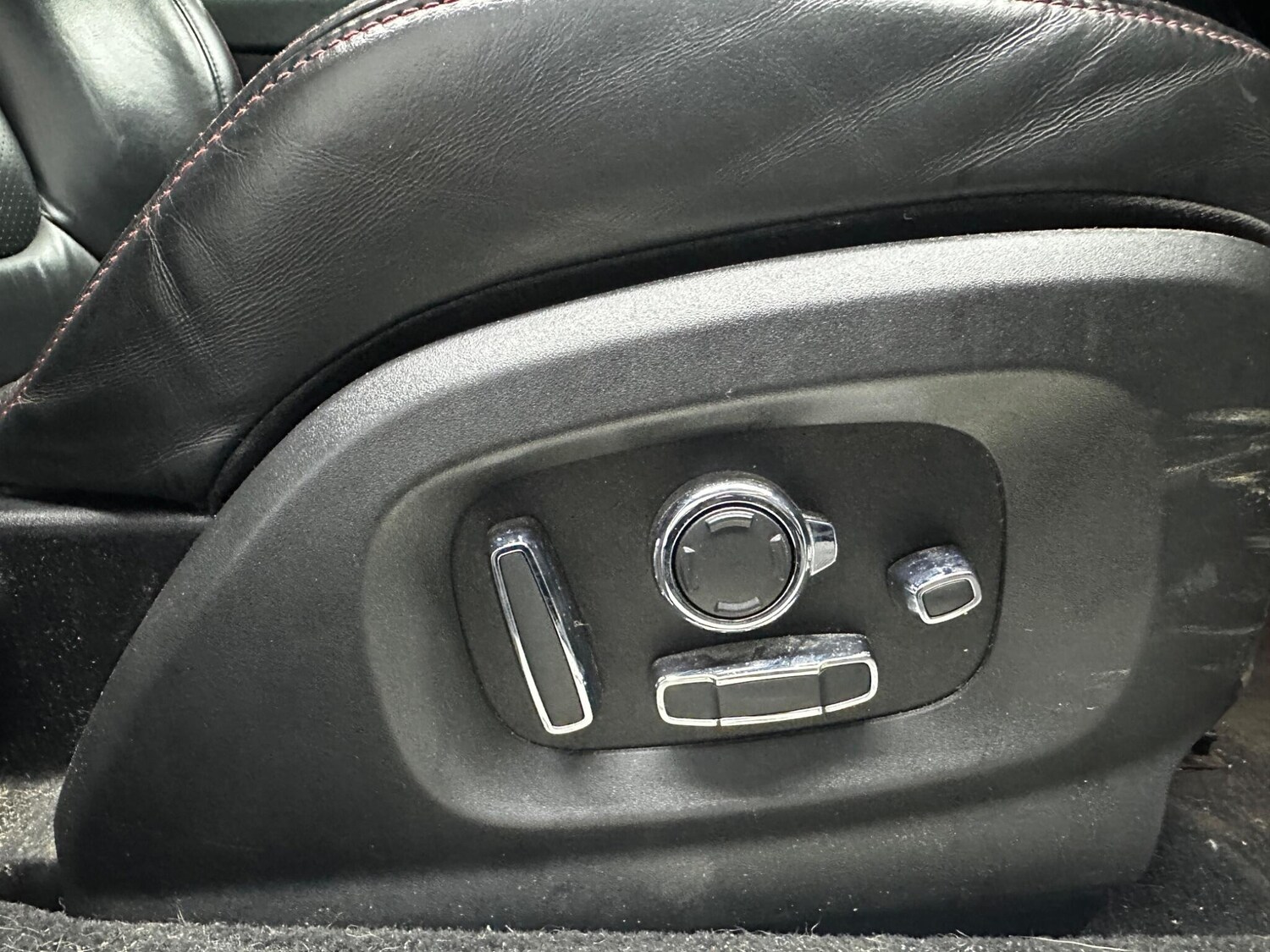 Used Jaguar XJ 2017 for sale - 78058261: Photo 39