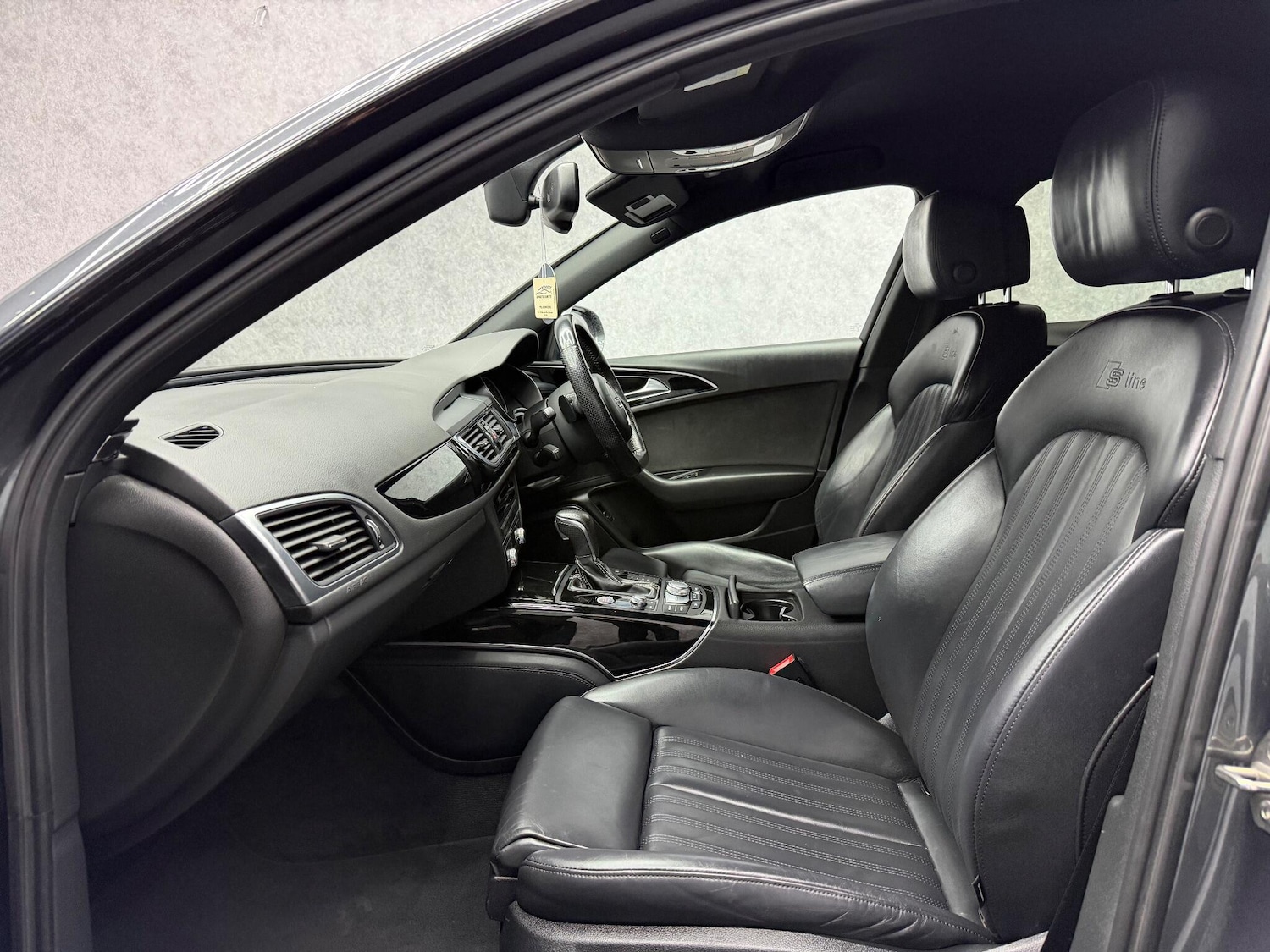 Used Audi A6 2016 for sale - 77411471: Photo 4