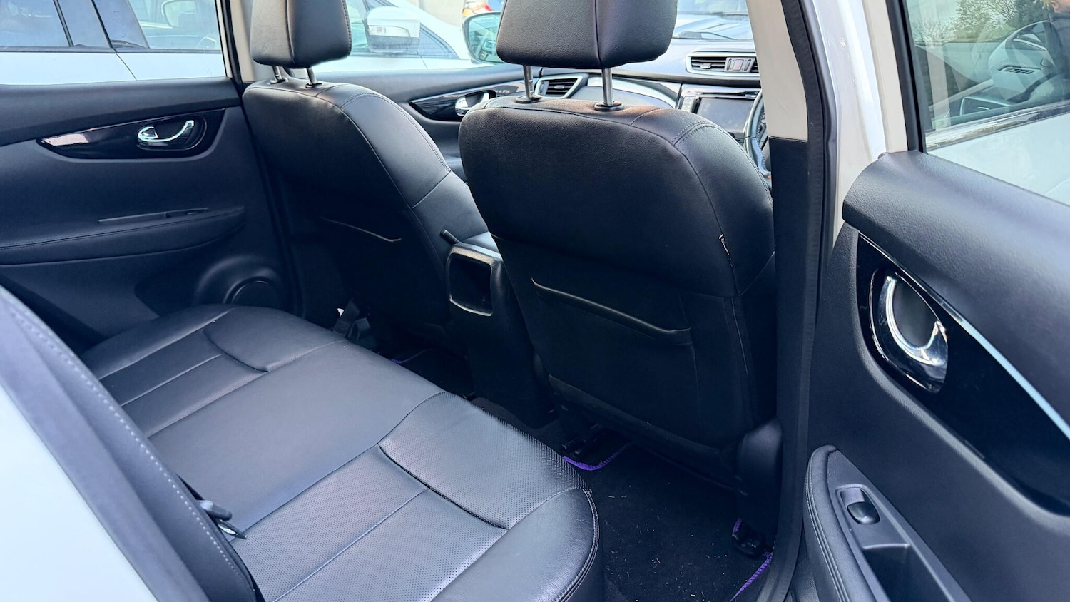 Used Nissan Qashqai 2015 for sale - 76592428: Photo 4