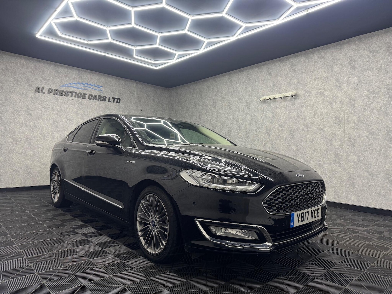 Used Ford Mondeo 2017 for sale - 76360755: Photo 25