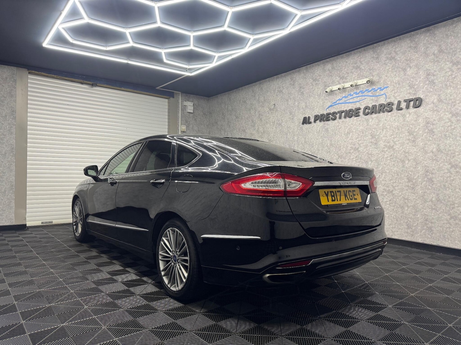 Used Ford Mondeo 2017 for sale - 76360755: Photo 26