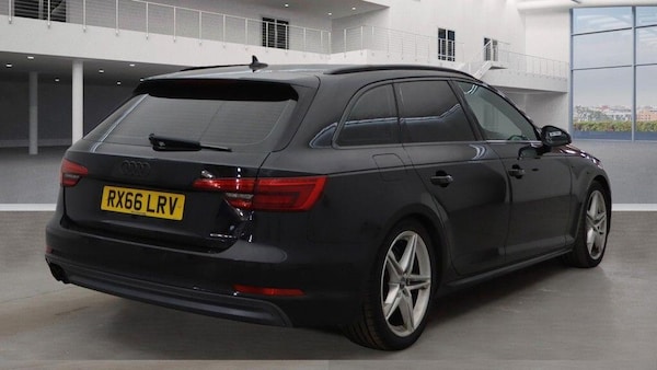 Used Audi A4 Avant 2016 for sale - 76250940: Photo 15