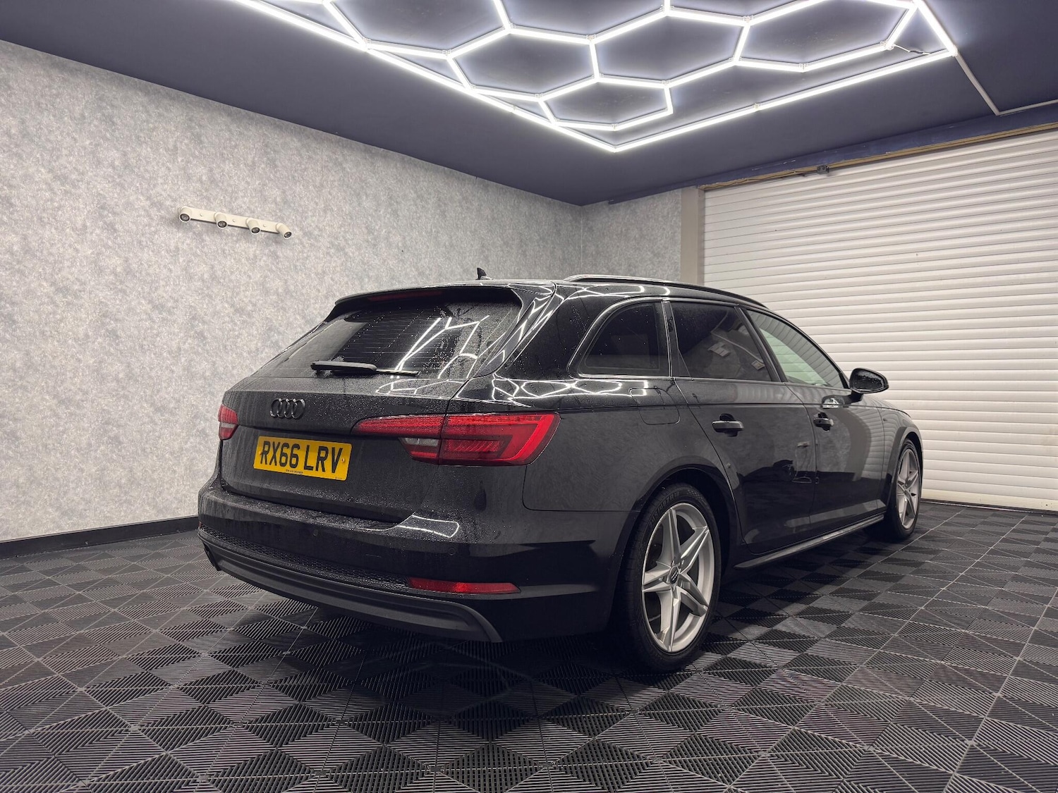 Used Audi A4 Avant 2016 for sale - 76250940: Photo 4