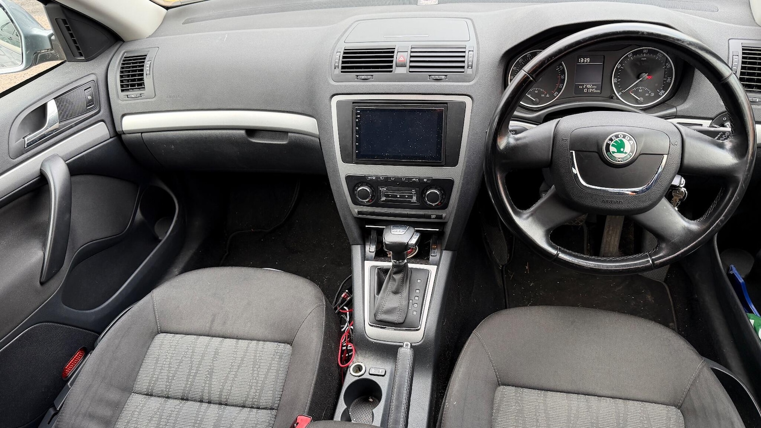 Used Skoda Octavia 2012 for sale - 76527835: Photo 2