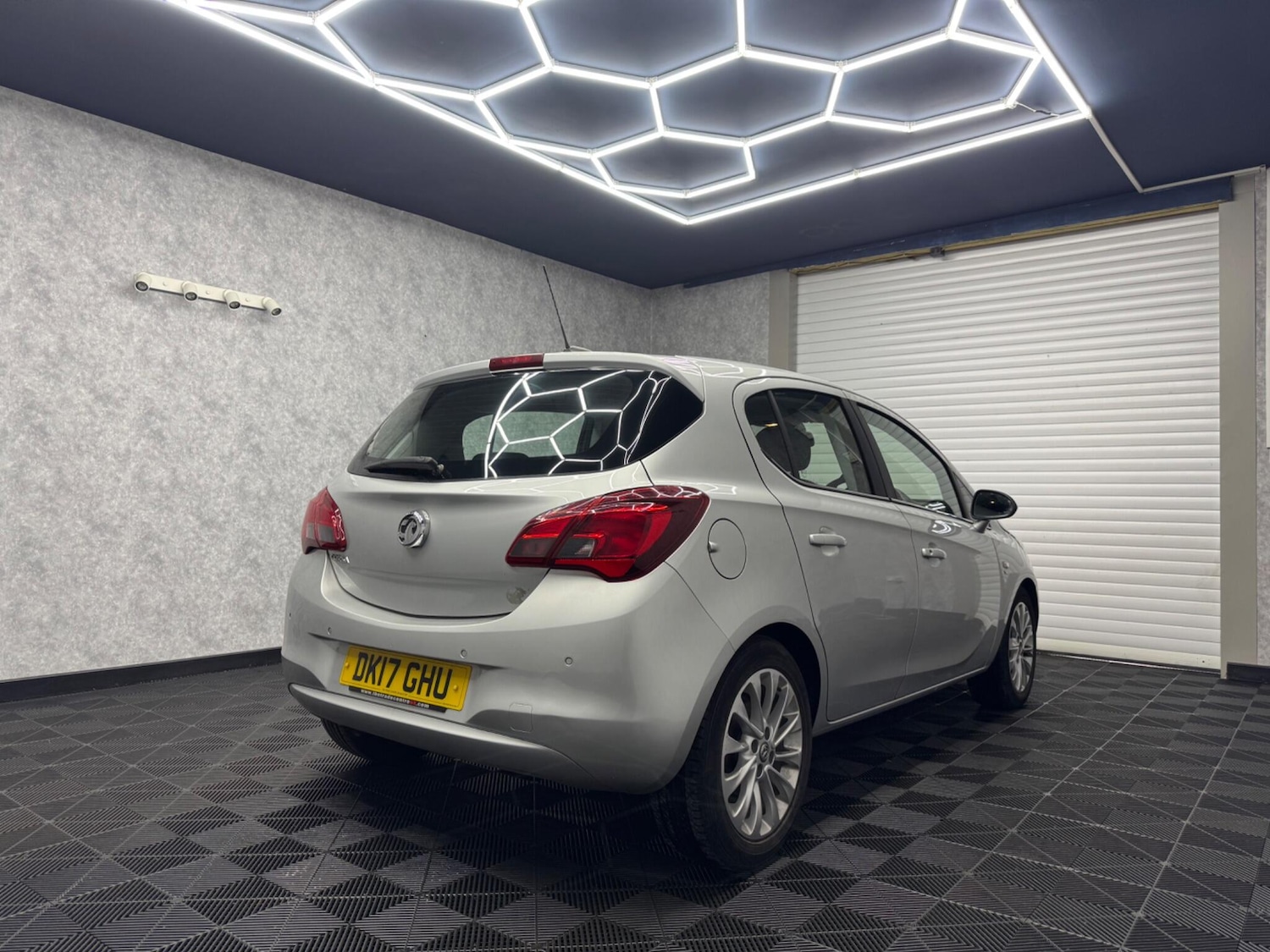 Used Vauxhall Corsa 2017 for sale - 76239306: Photo 4