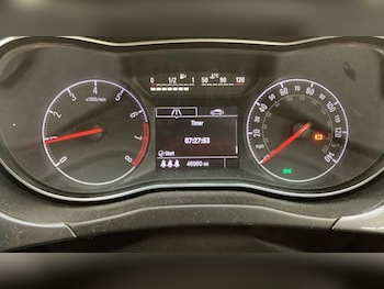 Used Vauxhall Corsa 2017 for sale - 76239306: Photo 4
