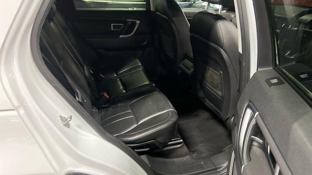 Used Land Rover Discovery Sport 2017 for sale - 76473017: Photo 3
