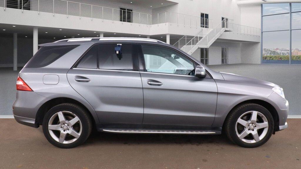 Used Mercedes-Benz M Class 2014 for sale - 76549145: Photo 10