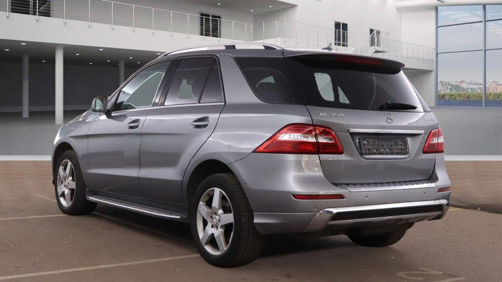 Used Mercedes-Benz M Class 2014 for sale - 76549145: Photo 6