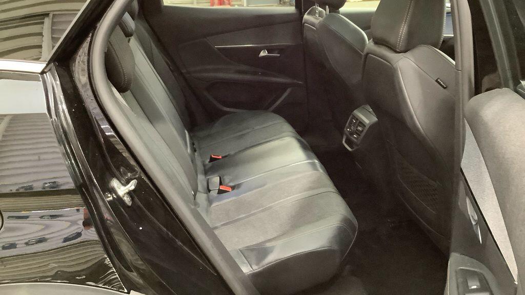 Used Peugeot 3008 2020 for sale - 77291113: Photo 3