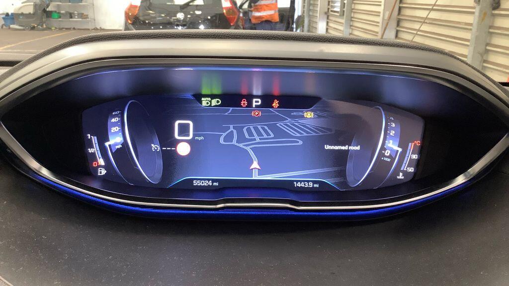 Used Peugeot 3008 2020 for sale - 77291113: Photo 5