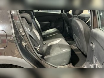 Used Dacia Sandero Stepway 2014 for sale - 78171320: Photo