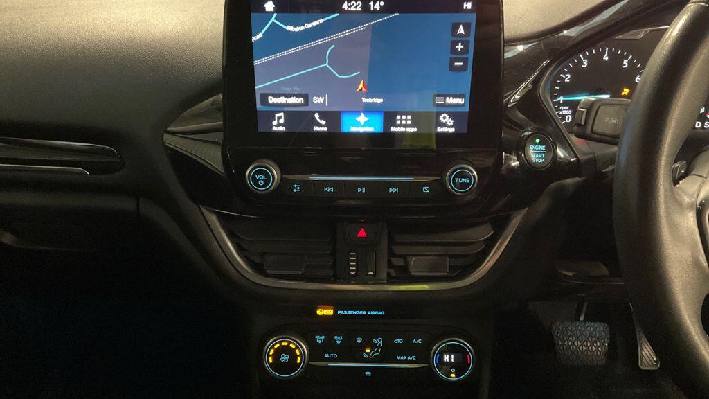 Used Ford Fiesta 2017 for sale - 76251136: Photo 2