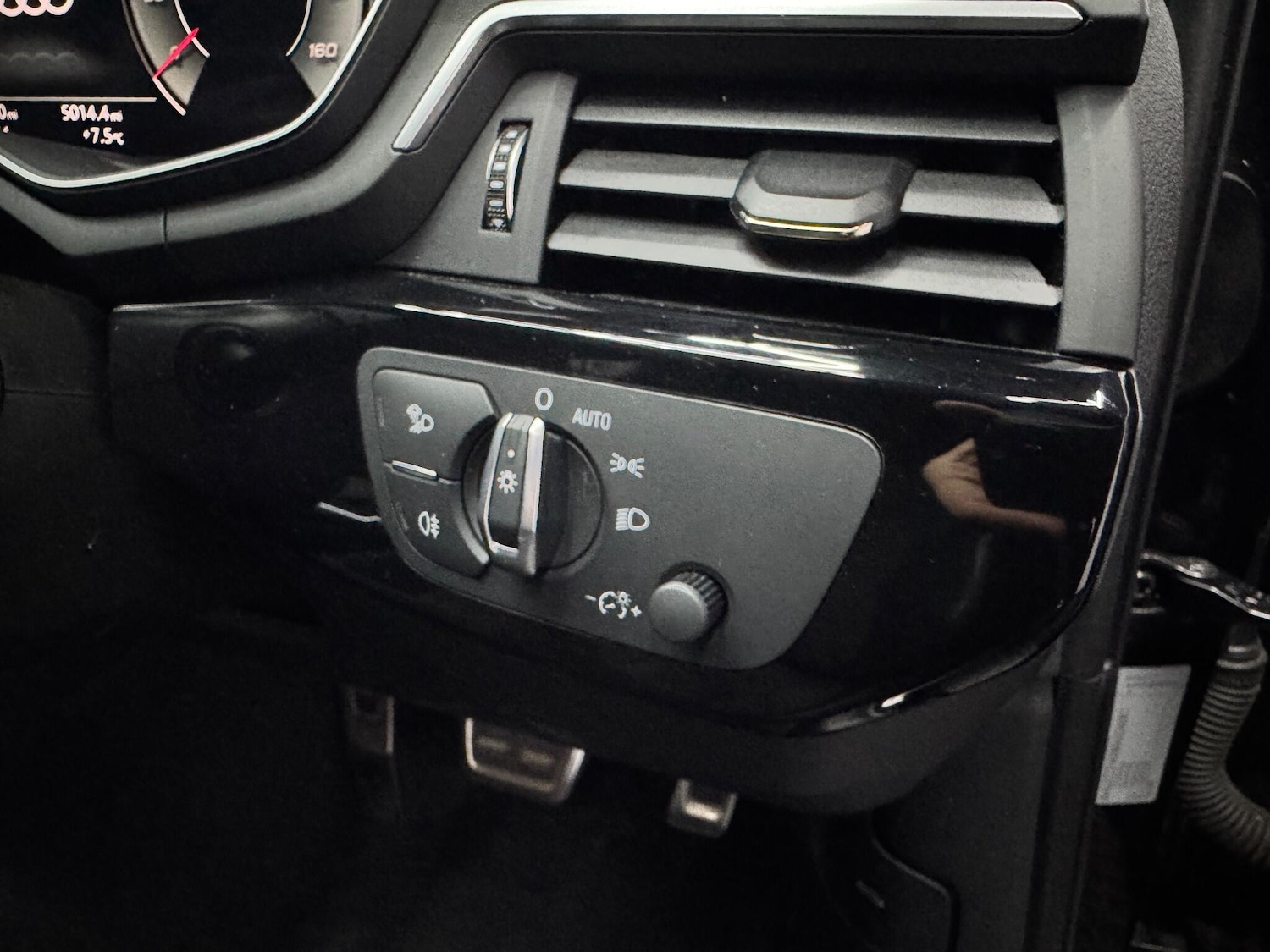 Used Audi A4 2021 for sale - 77074693: Photo 22