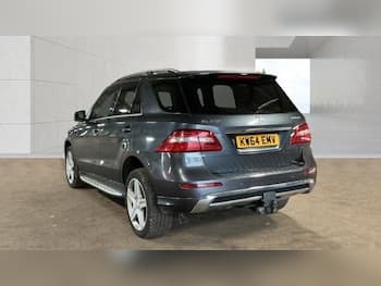Used Mercedes-Benz M Class 2015 for sale - 79664569: Photo