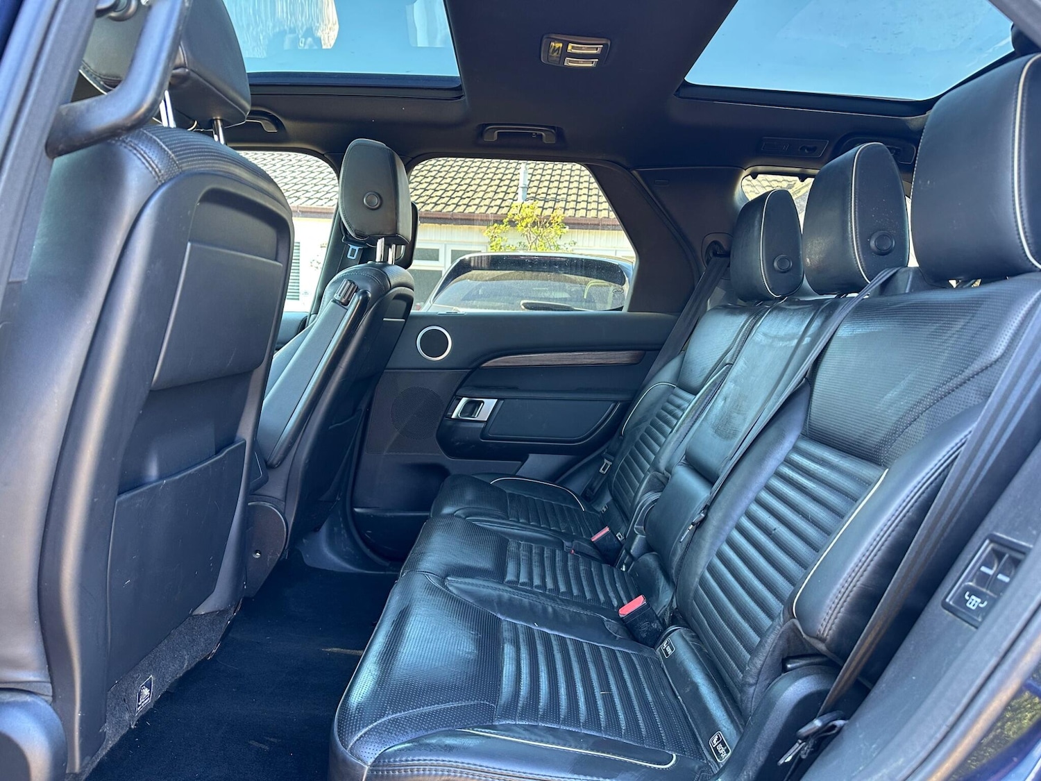 Used Land Rover Discovery 2019 for sale - 78058931: Photo 3