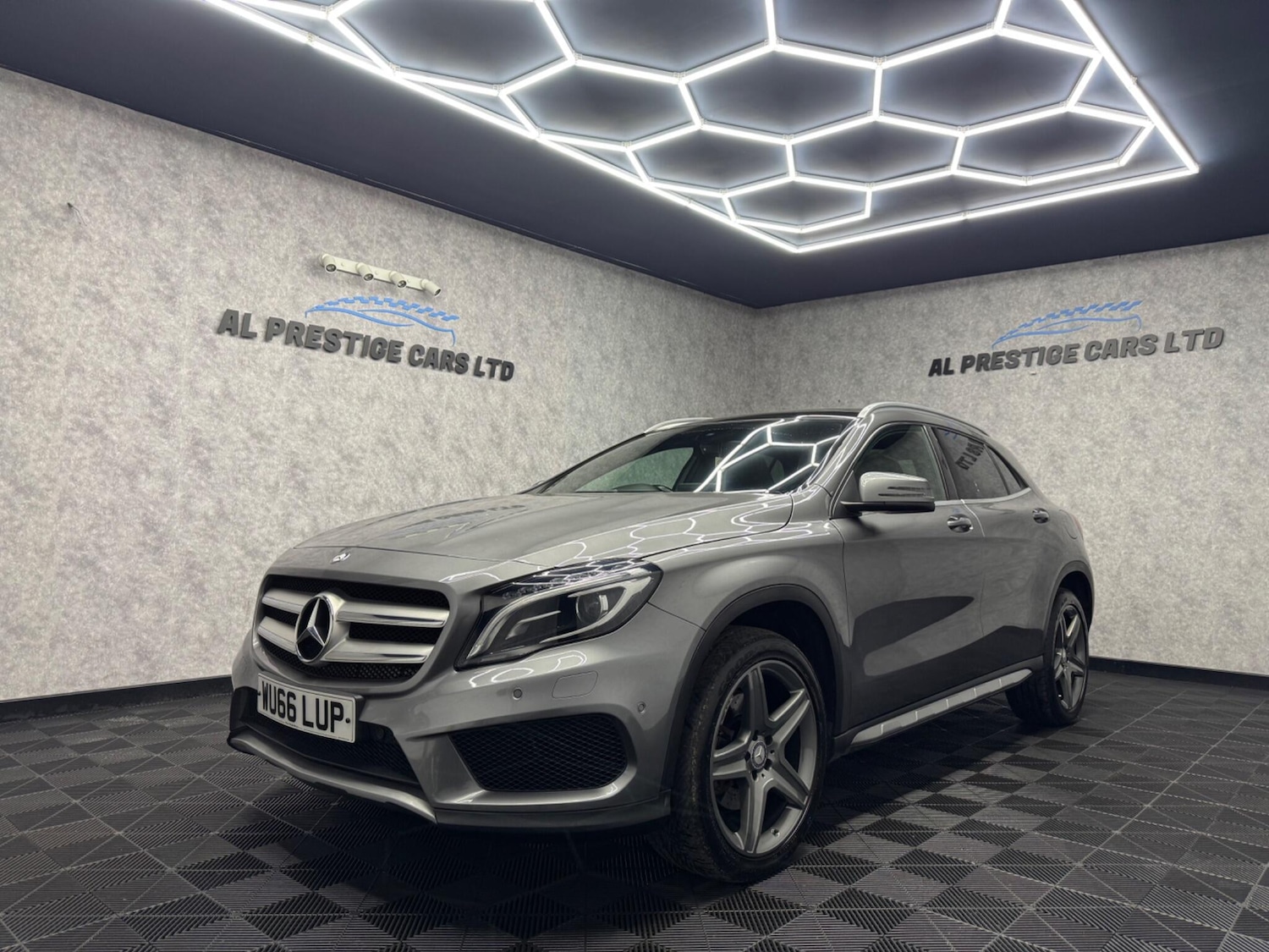 Used Mercedes-Benz GLA 2016 for sale - 76020754: Photo 1